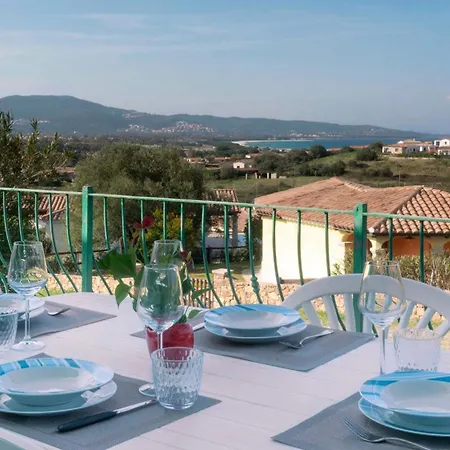 La Terrazza A Tanaunella - Sardinia Feriehus *